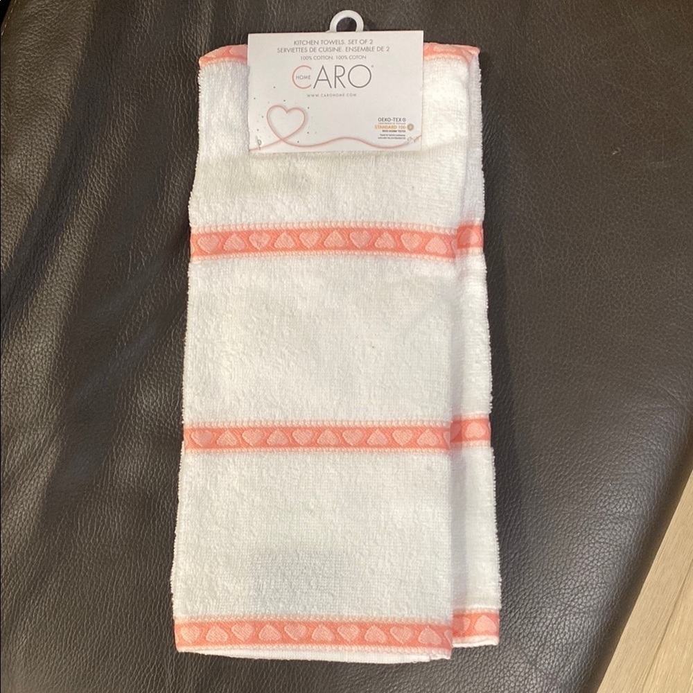 NWT Caro Home White and Pink Kitchen Towels Set of 2- Hearts, valentines